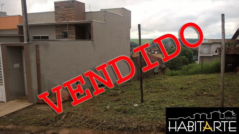 Vende-se terreno no Jardim da Colina